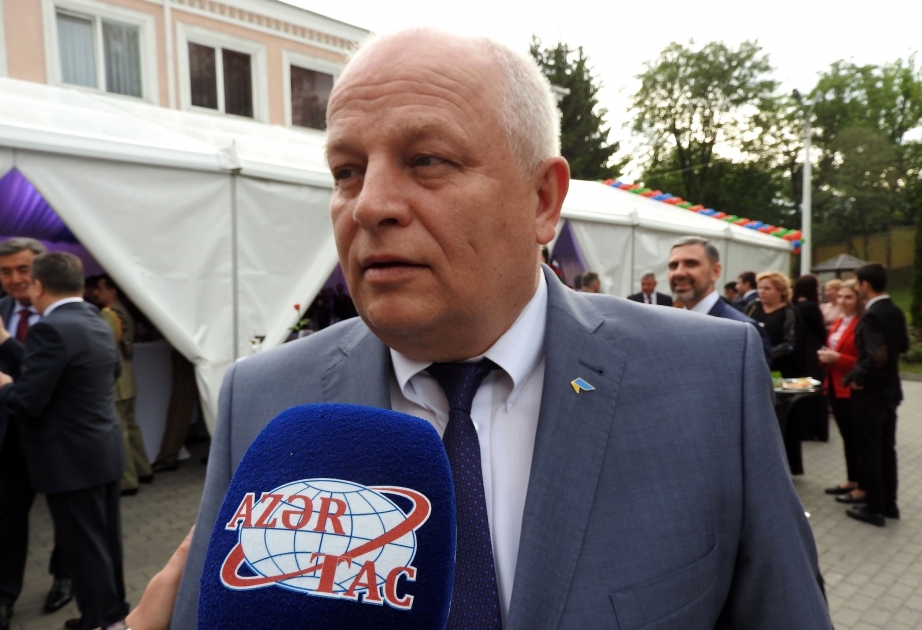 وزير التجارة: ندشن دار التجارة الأذربيجانية في أوكرانيا قريبا