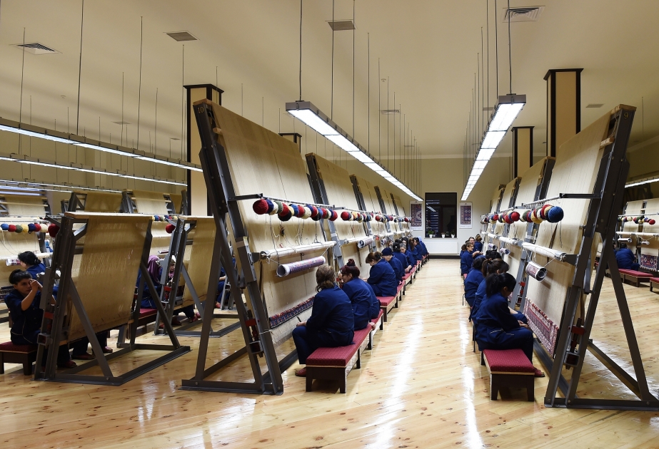 President Ilham Aliyev allocates AZN 2M for construction of carpet weaving workshop in Goranboy region