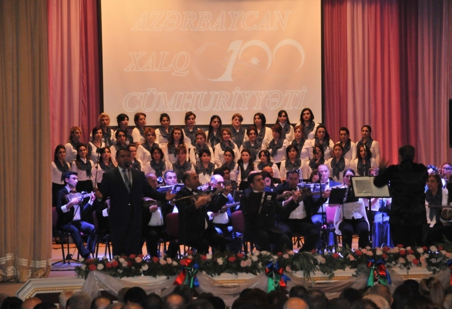 Sumqayıt Regional Mədəniyyət İdarəsinin Xalq Çalğı Alətləri Orkestri abşeronlular üçün konsert verib