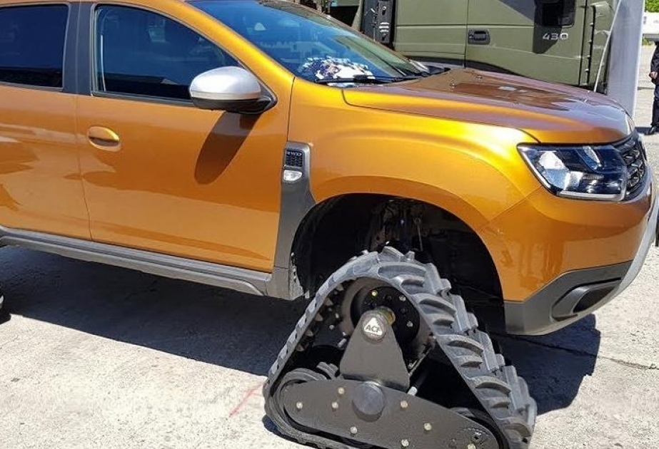 Rumıniyada “Tırtıllı” Renault Duster avtomobili nümayiş olundu