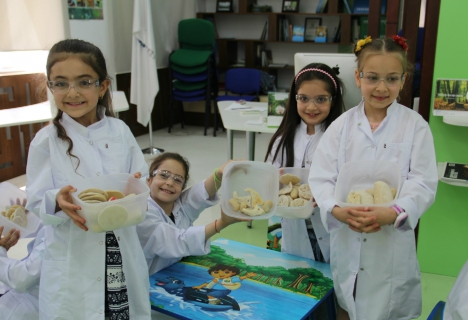“Uşaqlar üçün ekoloji laboratoriya” layihəsi çərçivəsində Paleontologiya mövzusunda təlim keçirilib