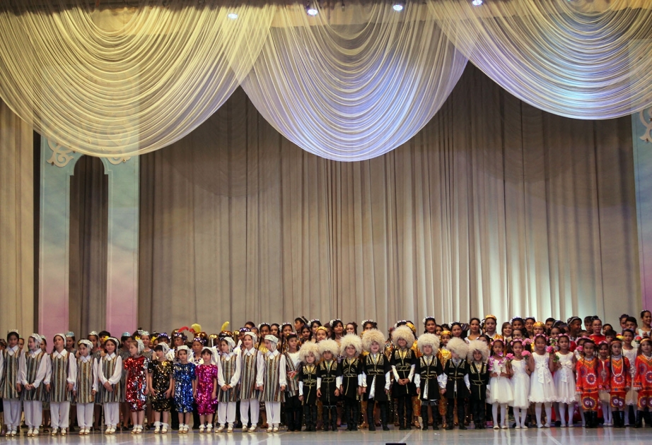 Daşkənddə keçirilən festivalda Azərbaycan tərəfi iştirakını Cümhuriyyətimizin 100 illiyinə həsr edib