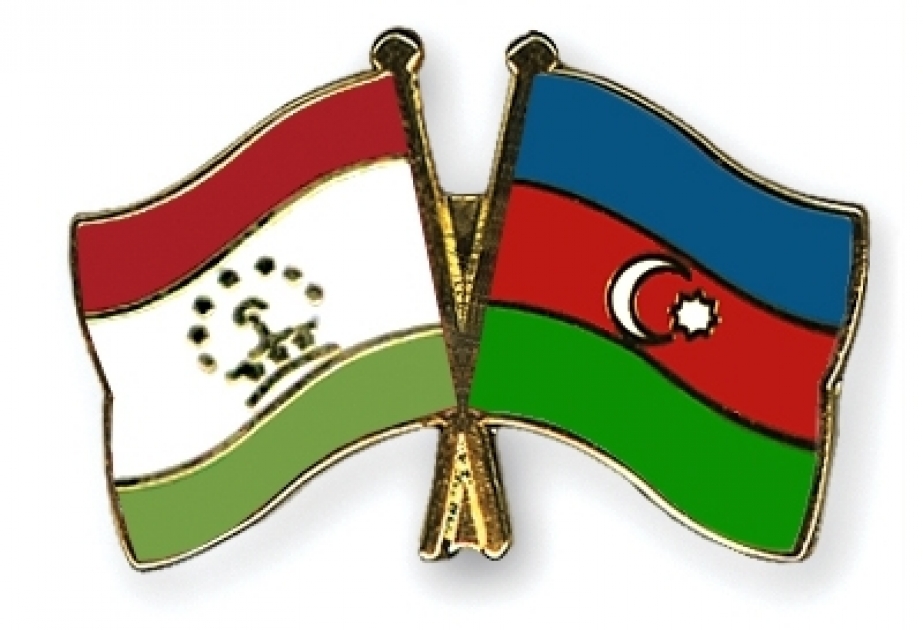 رئيس طاجيكستان رحمن يهنئ الرئيس علييف