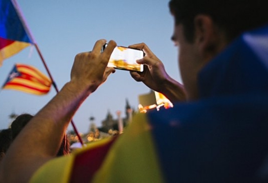 Kataloniyada referendumu qanunsuz maliyyələşdirən 22 nəfər saxlanılıb