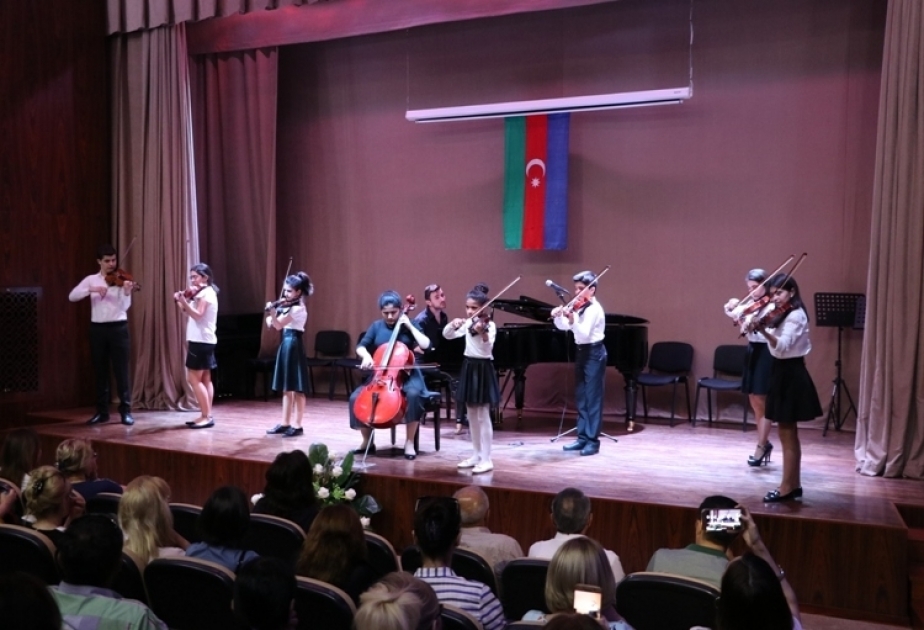 Respublika Günü konsert proqramı ilə qeyd edilib