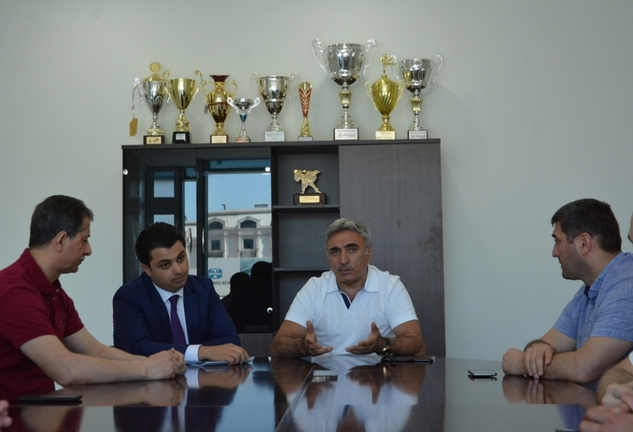 Azərbaycan Milli Karate Federasiyasının prezidenti yığmanın heyəti ilə görüşüb
