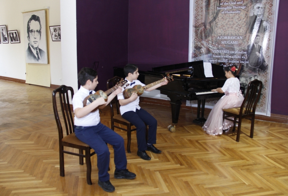 ”Cümhuriyyət-100” adlı konsert proqramı təqdim olunub