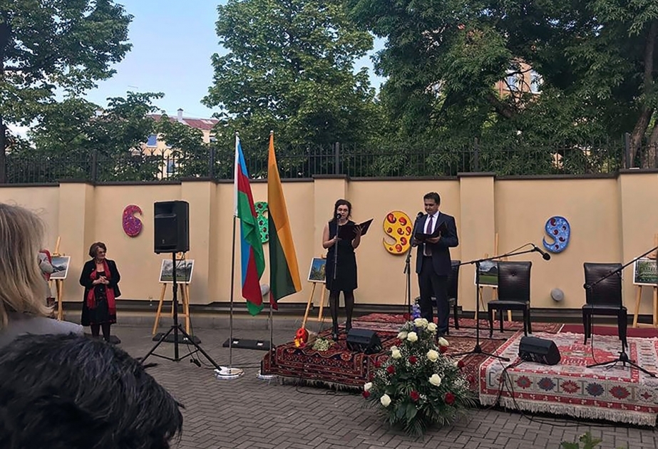 Vilnüsdə Azərbaycan Xalq Cümhuriyyətinin 100 illiyi ilə əlaqədar rəsmi qəbul və konsert təşkil olunub