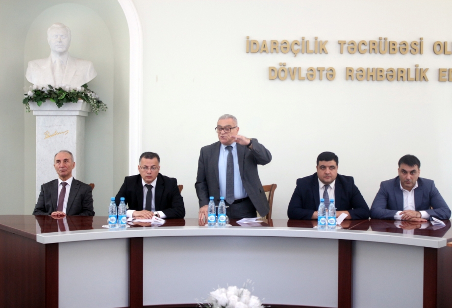 Dövlət İdarəçilik Akademiyasında Azərbaycan Xalq Cümhuriyyətinin 100 illiyi ilə bağlı elmi konfrans keçirilib