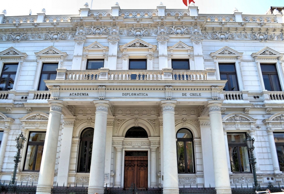 Çili Diplomatik Akademiyasında Cümhuriyyətimizin 100 illik yubileyinə həsr edilən konfrans keçirilib