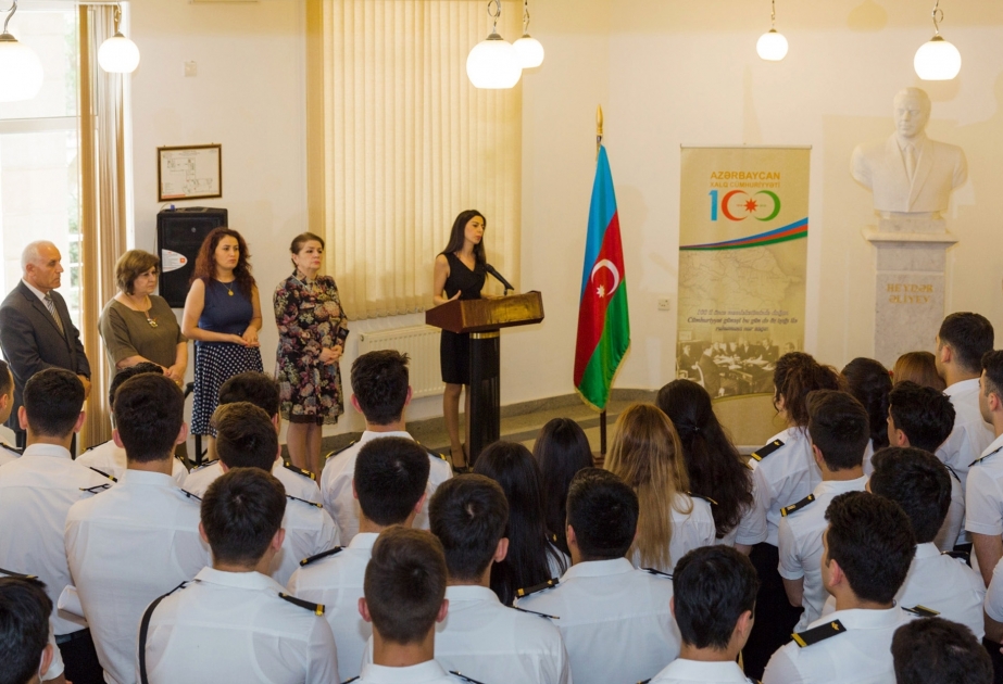 Milli Aviasiya Akademiyasında Azərbaycan Xalq Cümhuriyyətinin 100 illiyi münasibətilə tədbir