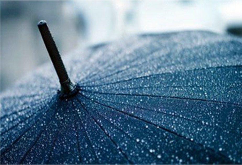 Желающие отправиться в конце недели на отдых в регионы должны взять с собою зонтик