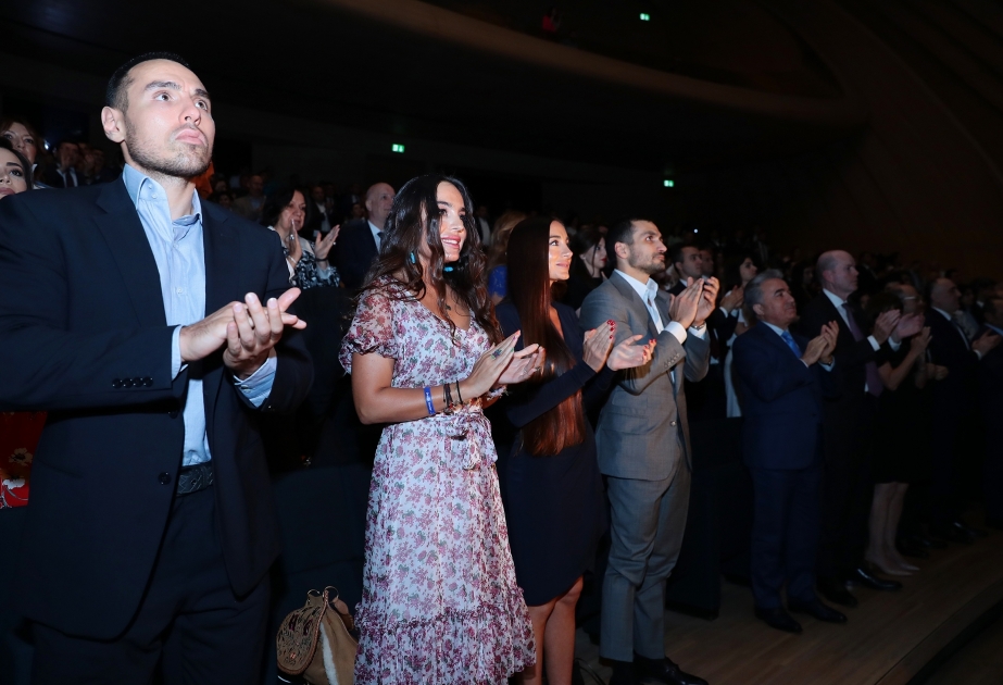 Présentation du film documentaire «La dernière réunion» au Centre Heydar Aliyev