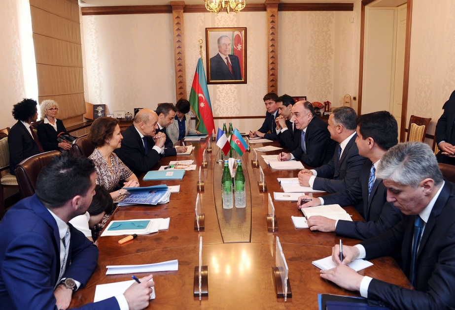 Azerbaijani, French FMs discuss Nagorno-Karabakh conflict