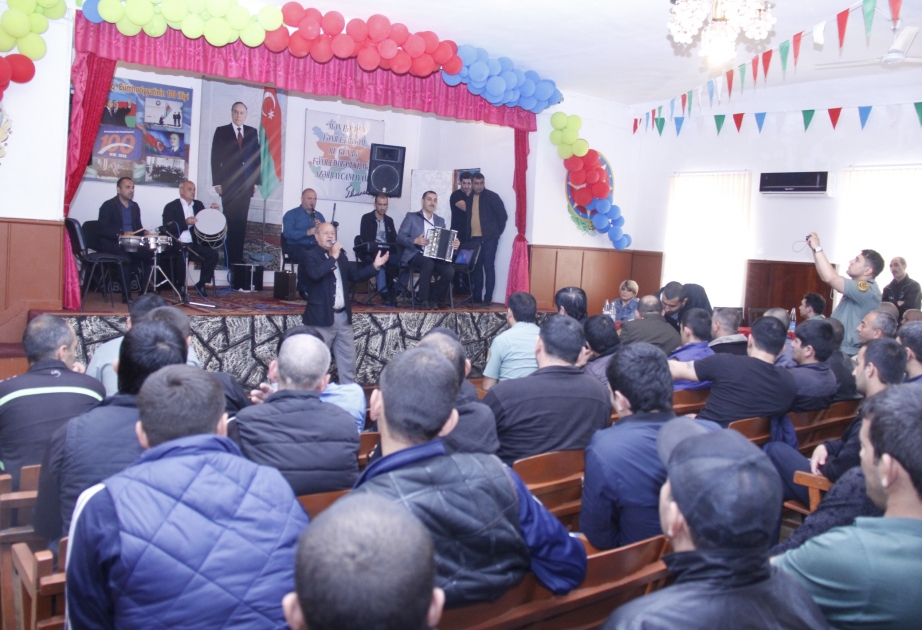 Cəzaçəkmə müəssisəsində Xalq Cümhuriyyətinin 100 illik yubileyi ilə əlaqədar bayram tədbiri keçirilib