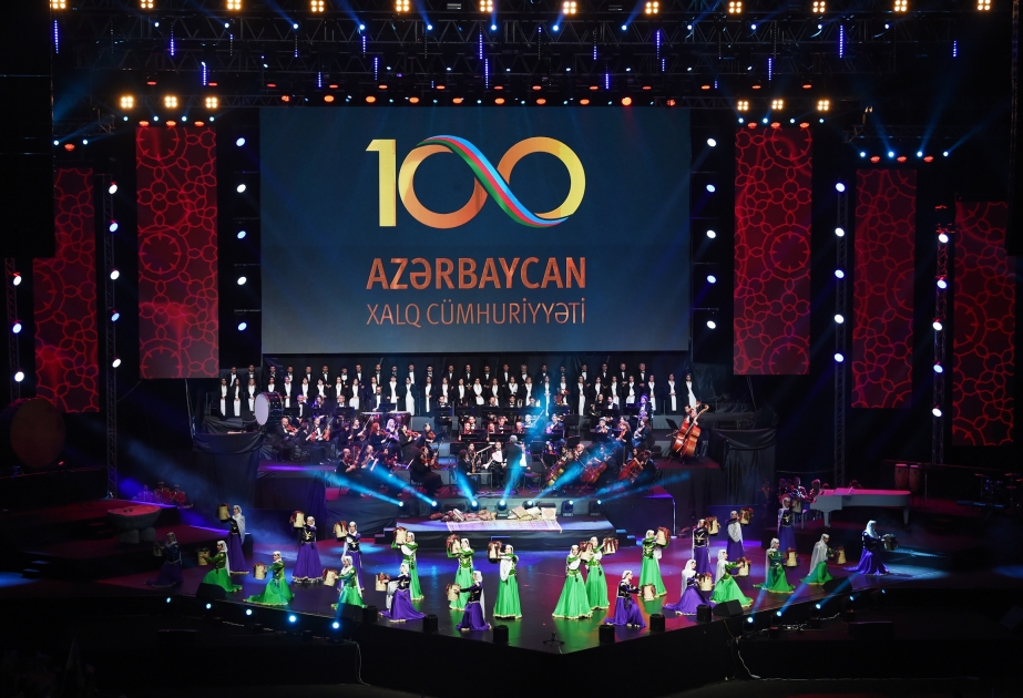 Bakı Kristal Zalında Azərbaycan Xalq Cümhuriyyətinin 100 illik yubileyinə həsr edilən təntənəli konsert keçirilir