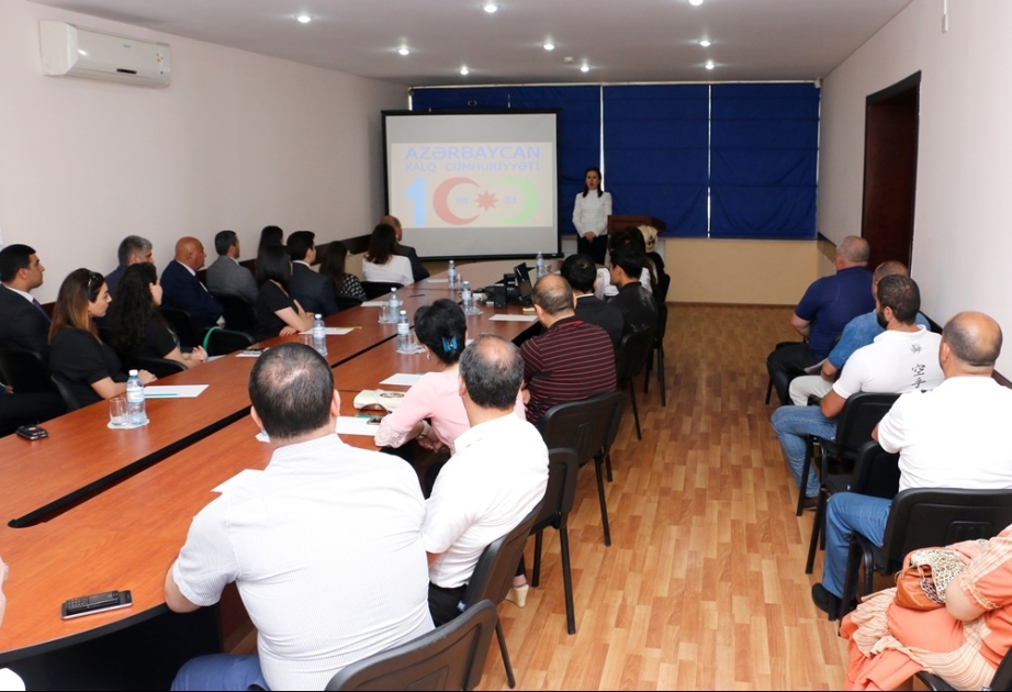 Sumqayıt və Bakı gəncləri “Karyera, reallıq və beyin” mövzusunda müzakirələr aparıblar