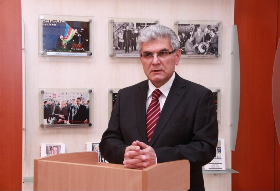 “Şərqdə ilk demokratik respublika” esse müsabiqəsinin qalibləri mükafatlandırılıb