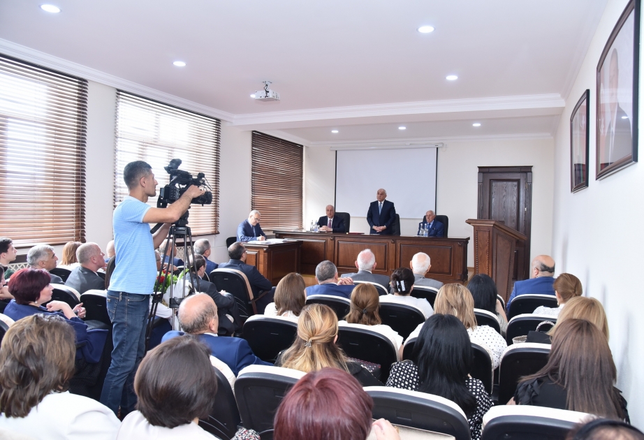 Sumqayıt Dövlət Universitetində professor Həsən Sadıqovun anadan olmasının 90 illik yubileyi qeyd edilib