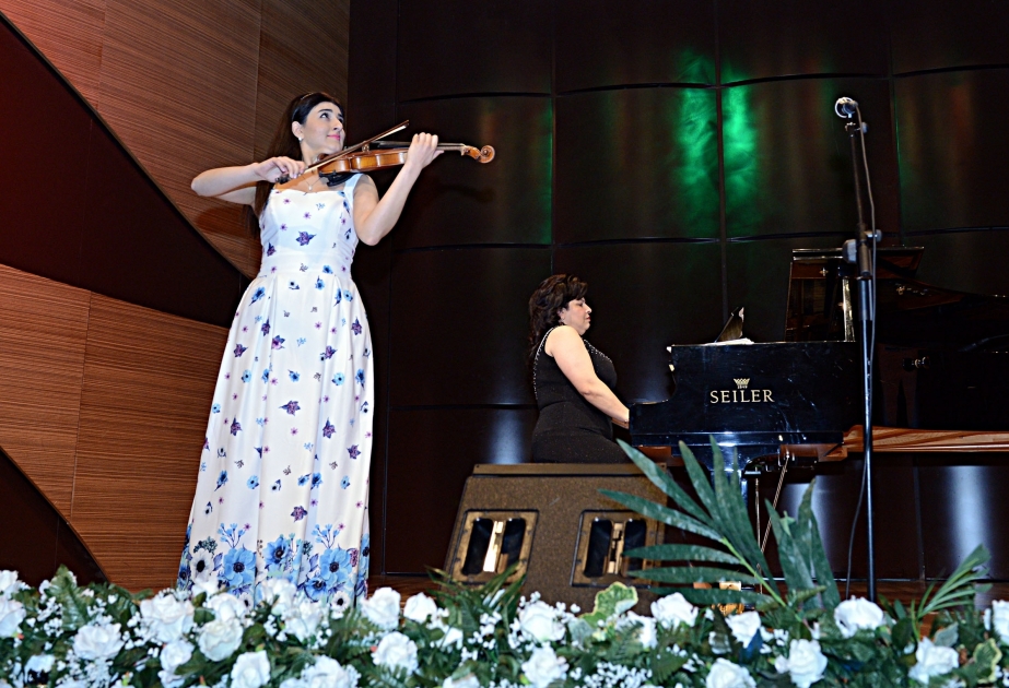 Muğam Mərkəzində “Klassik musiqi inciləri” layihəsi çərçivəsində konsert olub