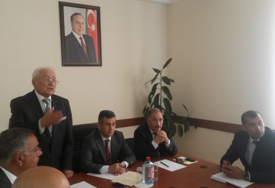 Çay və sitrus bitkilərinin mütərəqqi becərmə texnologiyası alimlərin iştirakı ilə müzakirə olunub