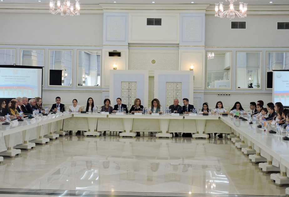 Milli Məclisdə Uşaqların Beynəlxalq Müdafiəsi Gününə həsr edilən tədbir keçirilib