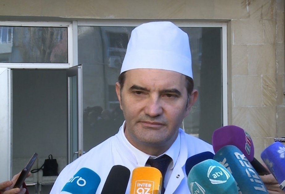 Azər Maqsudov: Plastik qablara yığılmış su xroniki zəhərlənməyə səbəb ola bilər