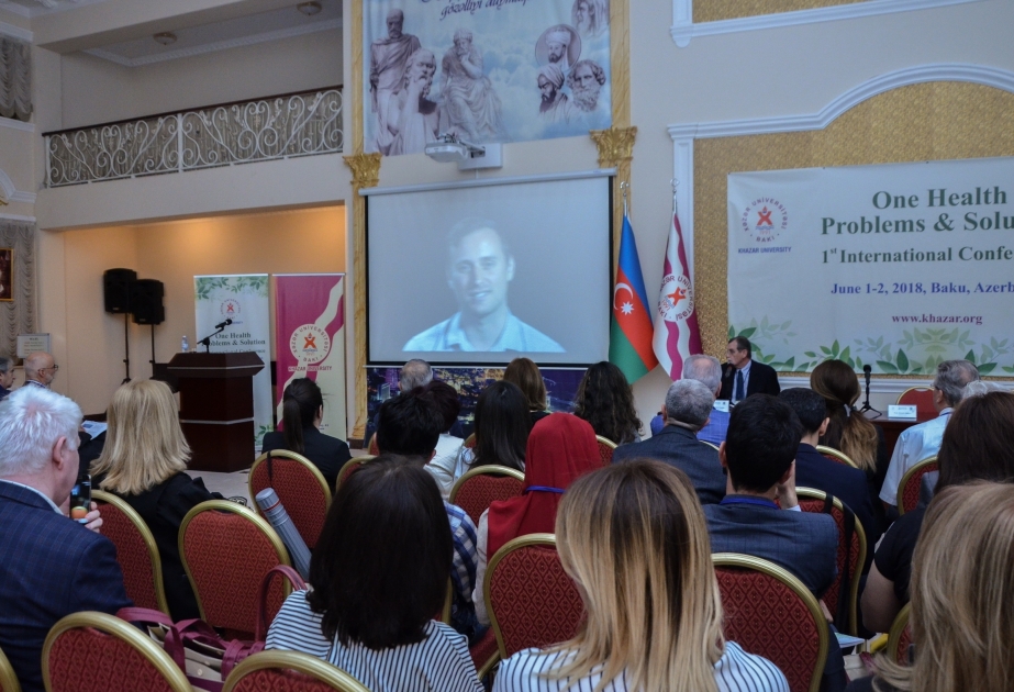 В Баку проходит первая международная конференция по «Единому здравоохранению»