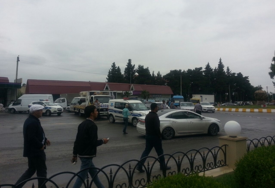 Güclü sel səbəbindən Bakı-Şamaxı-Yevlax yolunda nəqliyyatın hərəkəti dayandırılıb  FOTO VİDEO