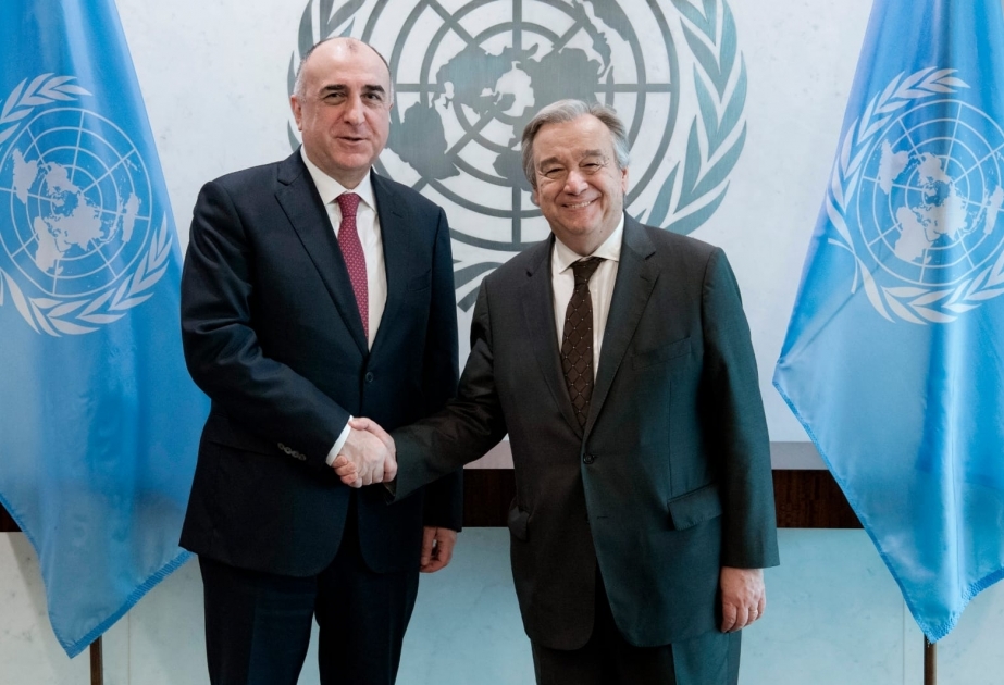阿塞拜疆外长在纽约与联合国秘书长举行会晤