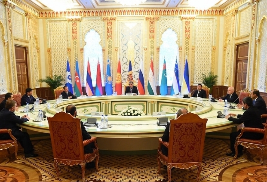 塔吉克斯坦总统接见独联体成员国总理