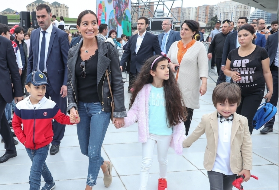 Arzu Aliyeva attends children’s festival VIDEO