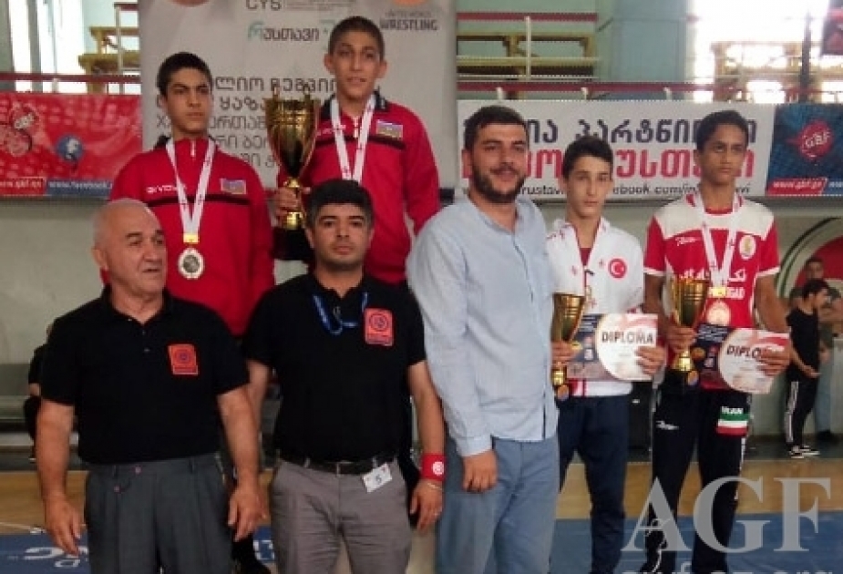 Yeniyetmə yunan-Roma güləşçilərimiz Gürcüstanda uğurla çıxış ediblər