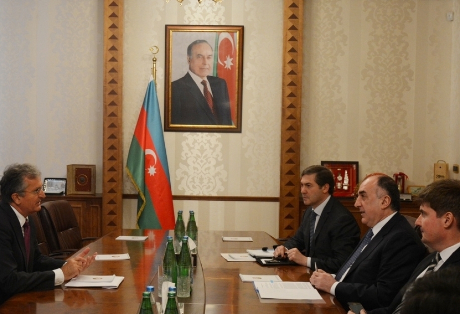 محمدياروف يلتقي السفير الصربي المنتهية مدة عمله الدبلوماسي في أذربيجان