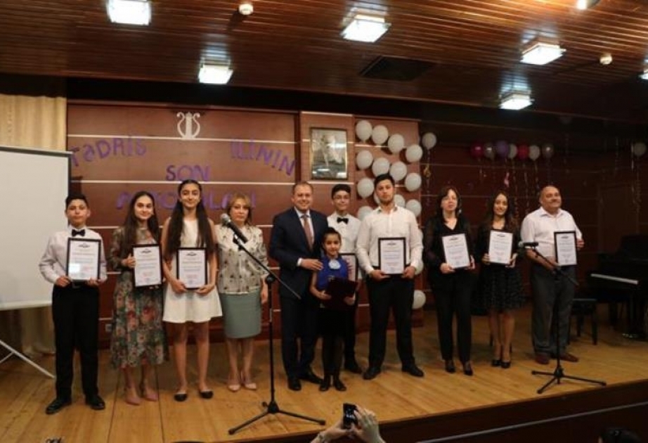 “Tədris ilinin son akkordları” adlı konsert keçirilib