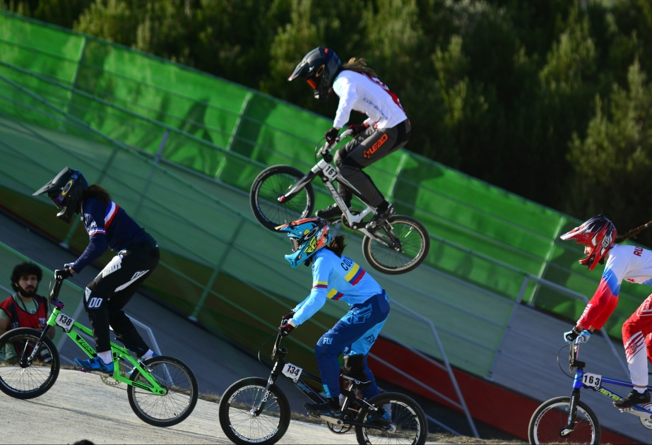 BMX üzrə dünya çempionatında gənc qadınların yarımfinal yarışlarına yekun vurulub