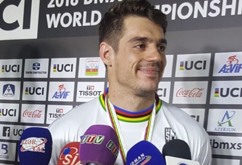 Fransalı çempion velosipedçi: Çox sağ ol, Bakı