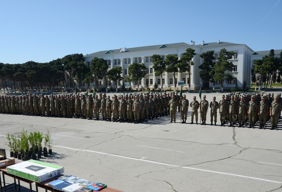 Heydər Əliyev adına Azərbaycan Ali Hərbi Məktəbinin kursantları ilə görüş keçirilib