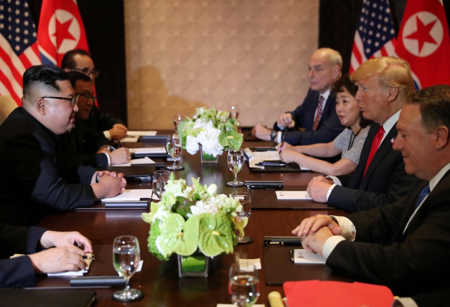 ABŞ və Şimali Koreya liderlərinin geniş tərkibdə görüşü başa çatıb