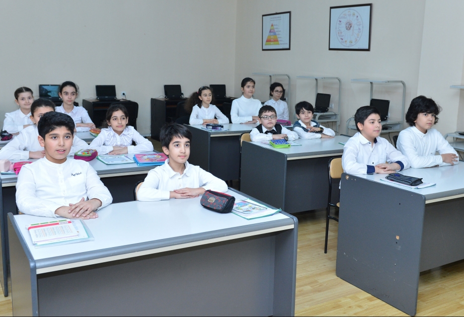 Beşinci sinif şagirdləri üçün keçirilən müsabiqənin qalibləri mükafatlandırılıblar