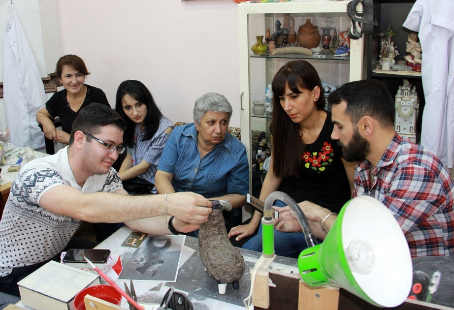Muzey Sərvətləri və Xatirə Əşyalarının Elmi Bərpa Mərkəzinin regionlardakı seminarları yekunlaşıb