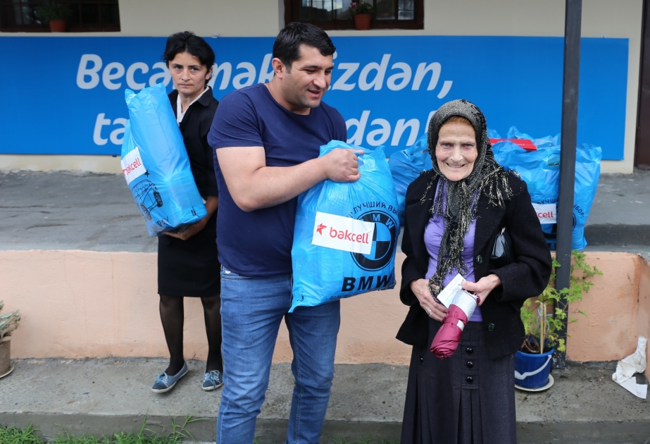 ®  "Bakcell" şirkəti təbii fəlakətdən zərər çəkmiş bölgələrin sakinlərinə dəstək göstərib