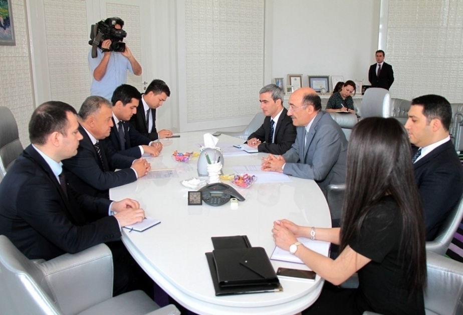 Министр культуры Абульфас Гараев встретился с узбекским коллегой