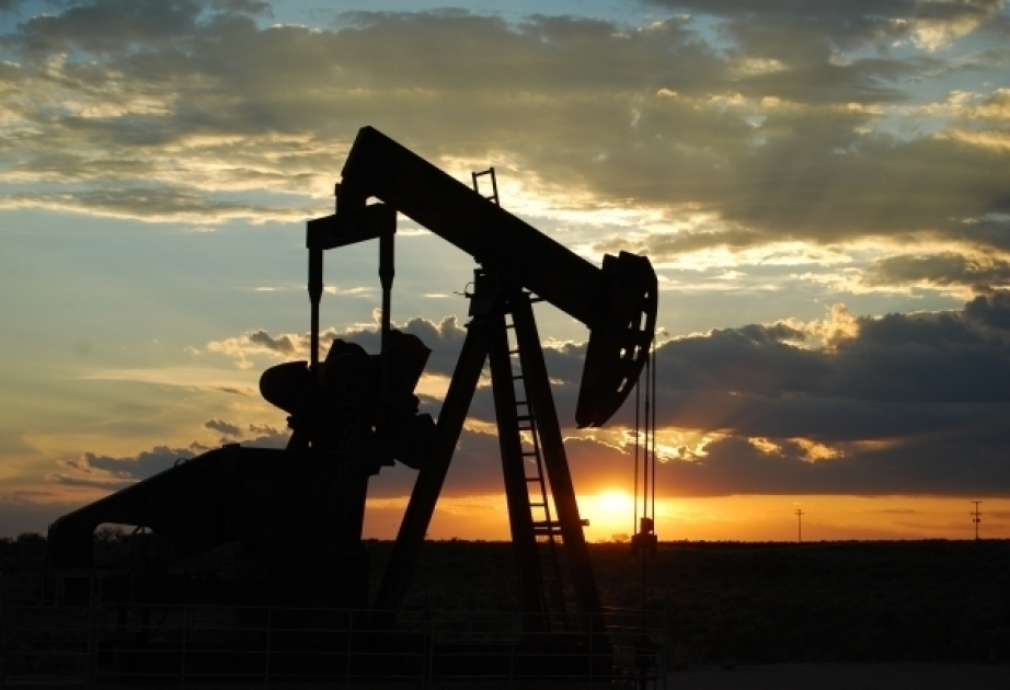 Россия и Саудовская Аравия выдвинут предложение о плавном увеличении добычи нефти