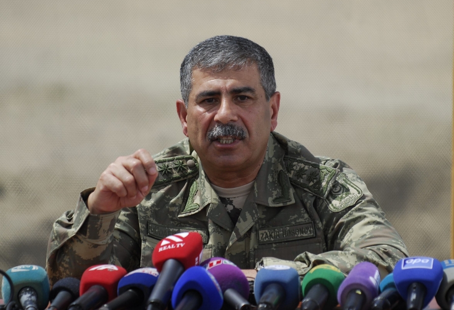 Müdafiə naziri: KİV nümayəndələri əsgər ölümləri ilə bağlı məlumatları yayarkən həssas olmalıdırlar