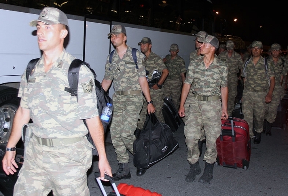 Turkish servicemen arrive in Azerbaijan