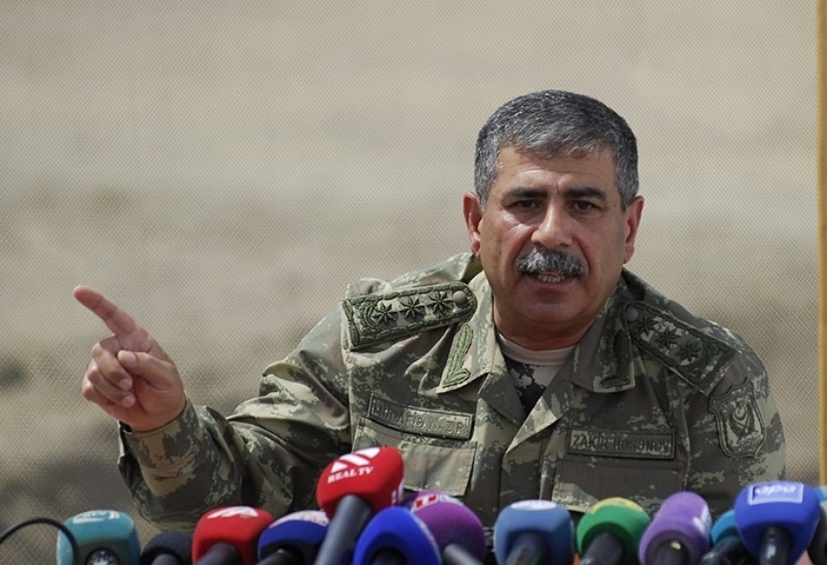 阿塞拜疆国防部长：我军已全面控制通往拉钦的道路