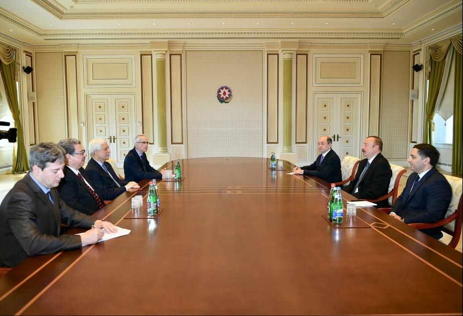 伊利哈姆·阿利耶夫总统接见阿尔及利亚司法部长率领的代表团