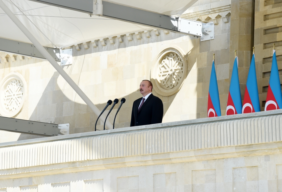 Президент Ильхам Алиев: Армения никак не может и не сможет соперничать с нами