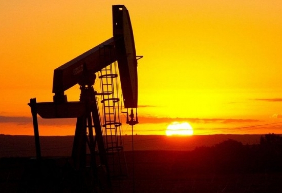 ABŞ-ın neft ehtiyatları 10 milyon barrelədək azalıb